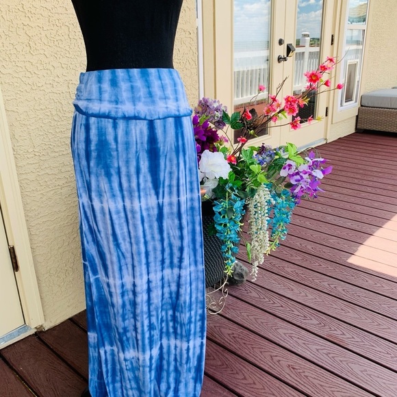 Olive & Oak Tie Dye Column Maxi Skirt‎ Blue - Picture 1 of 8